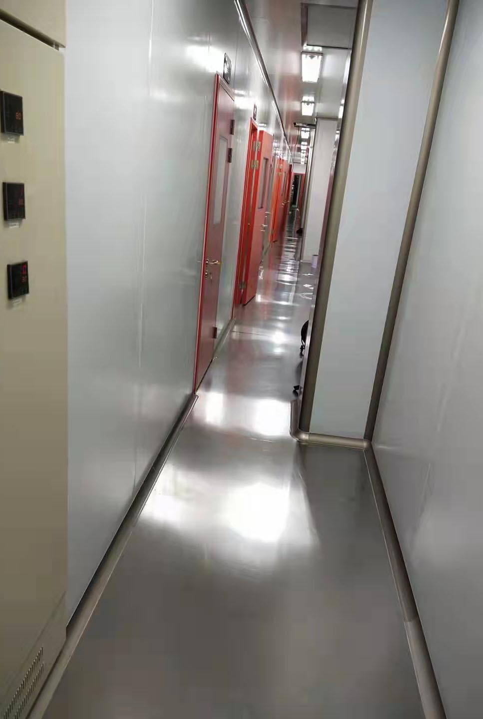 無塵自動<a href='http://www.nnsdsl.cn/' target='_blank' title='噴漆設備' style='color:#eb2828'><strong>噴漆設備</strong></a>.jpg